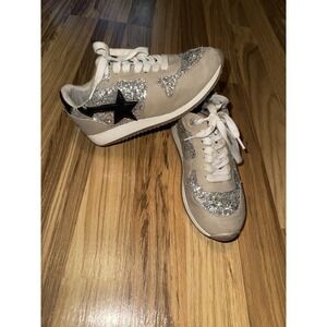 Mia Kids Girls Silver‎ tan White Irine Sneakers Size 13c 13 Sequin Stars Cute